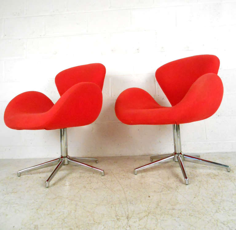 Mid-Century Modern Pair of Vintage Modern 