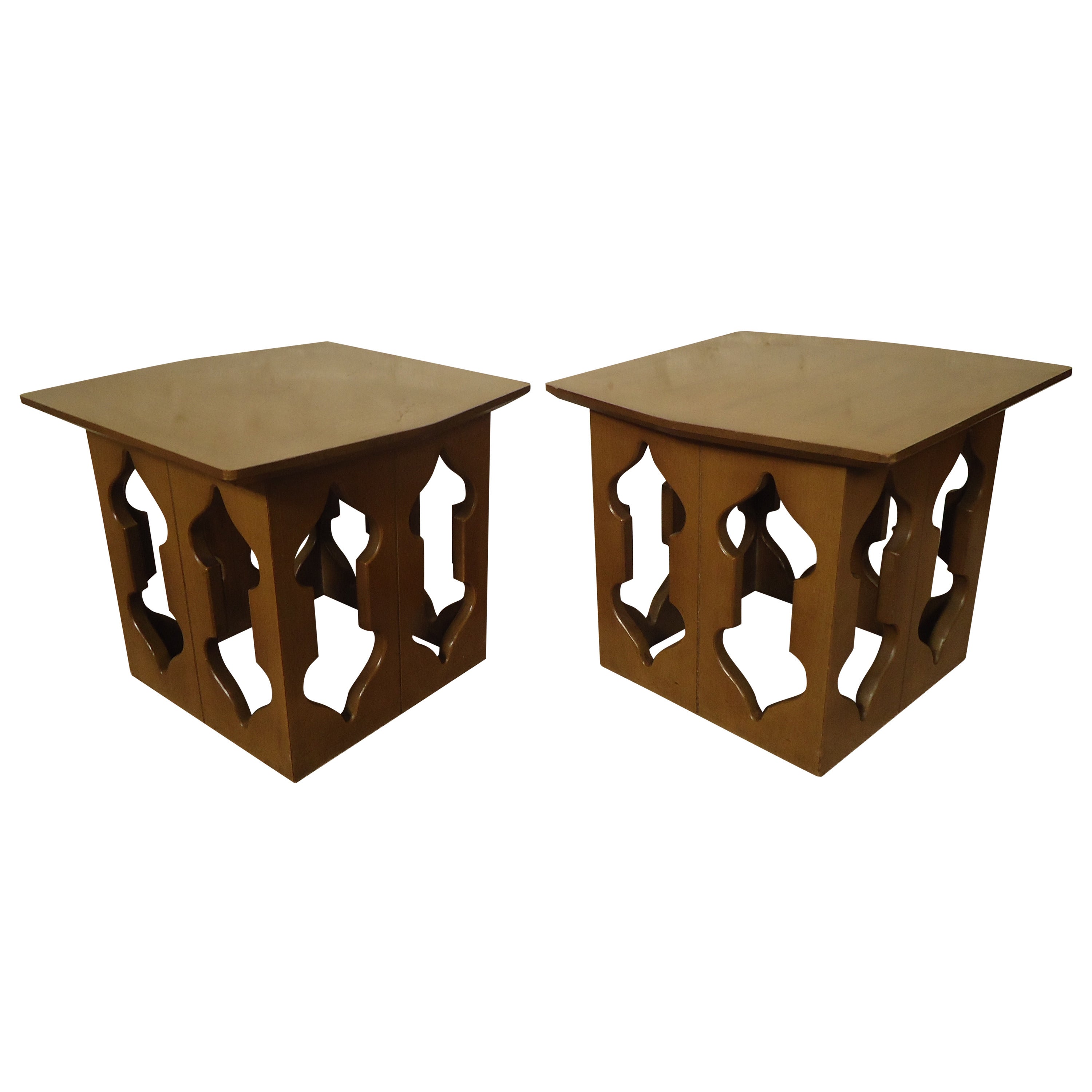 Mid-Century Pair of Sculpted Teak Side Tables For Sale