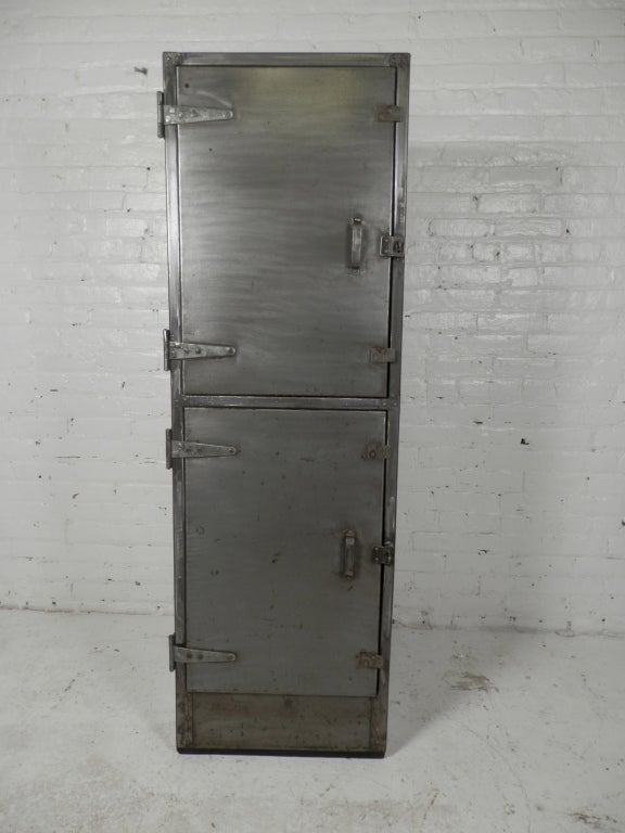 Over-sized stripped to bare metal and lacquered.
Heavy duty industrial metal lockers, perfect for loft living.