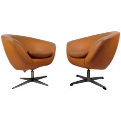 Retro Pair of Mid-Century Modern Overman Orange Lounge Chairs