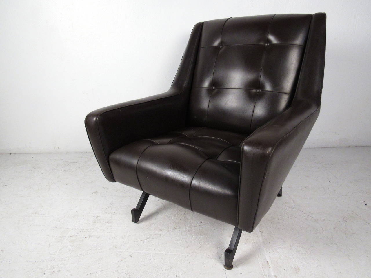Faux Leather Mid-Century Modern Brown Tufted Vinyl Lounge Chair For Sale