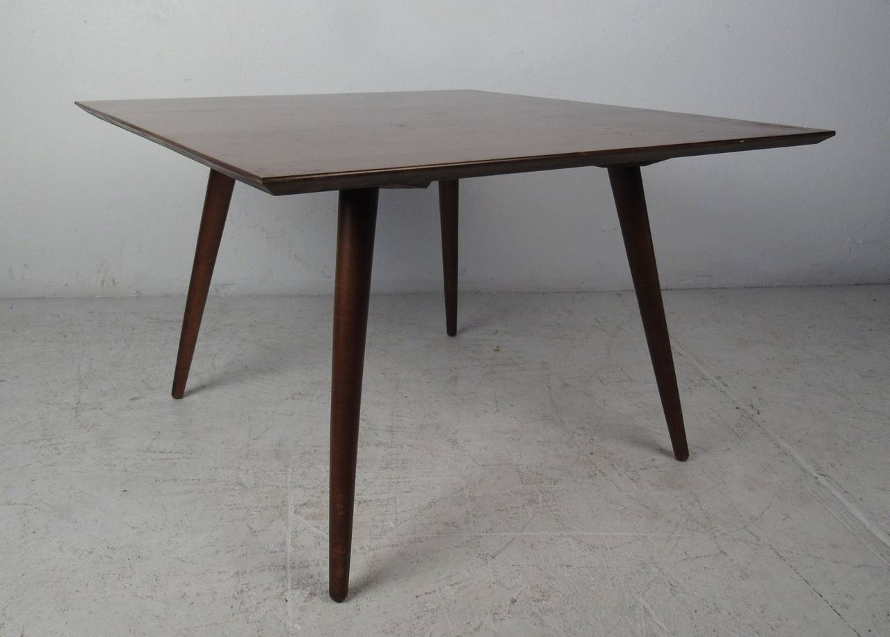 Mid-Century Modern Paul McCobb for Planner Group End Table For Sale