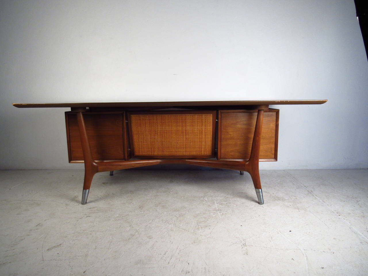 Exquisite Mid-Century Modern Adrian Pearsall Style Executive Desk 1