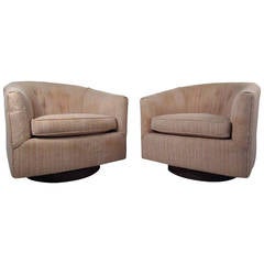 Pair of Mid Century Milo Baughman Style Swivel Lounge Chairs 11