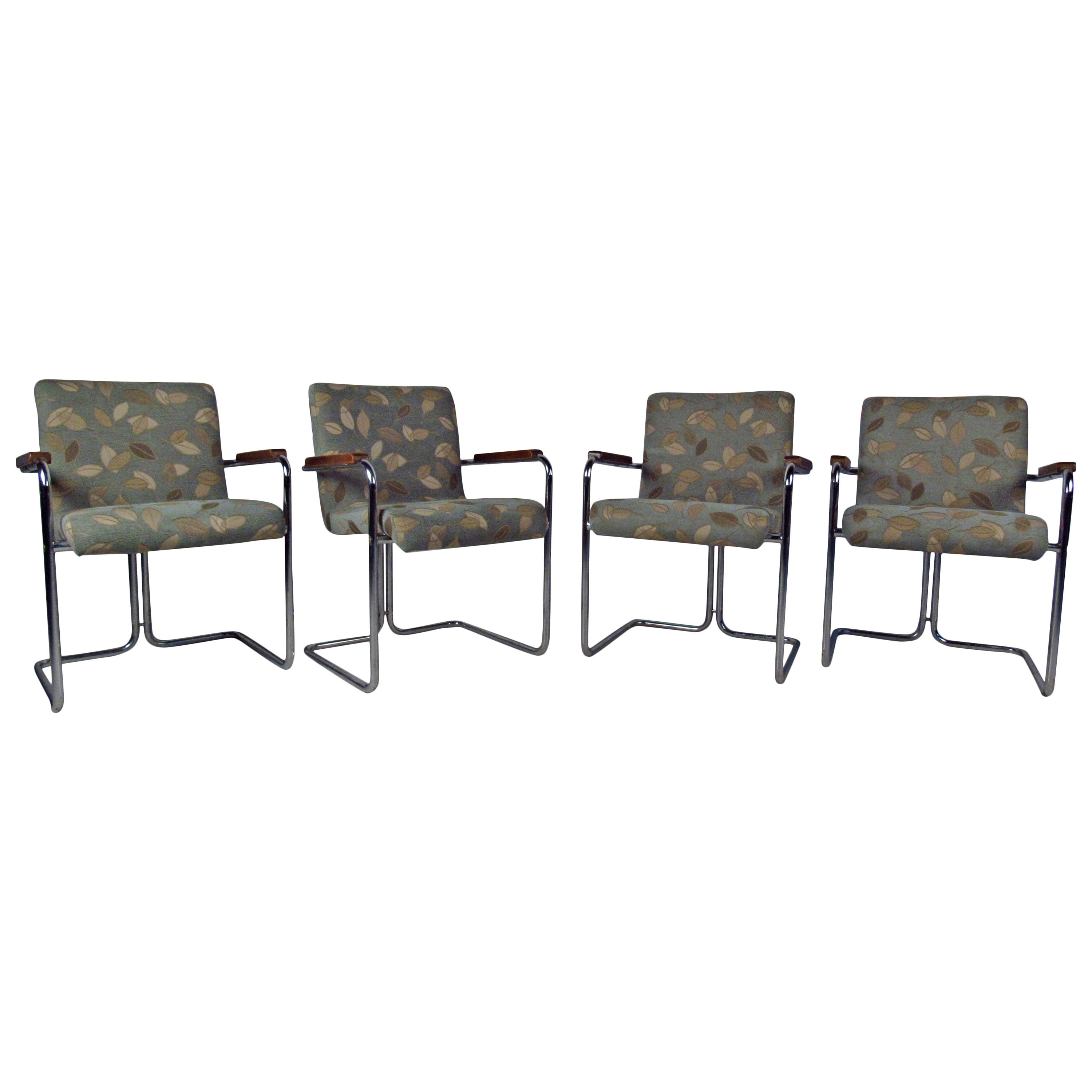 Modern Set of Tubular Steel Dining Chairs