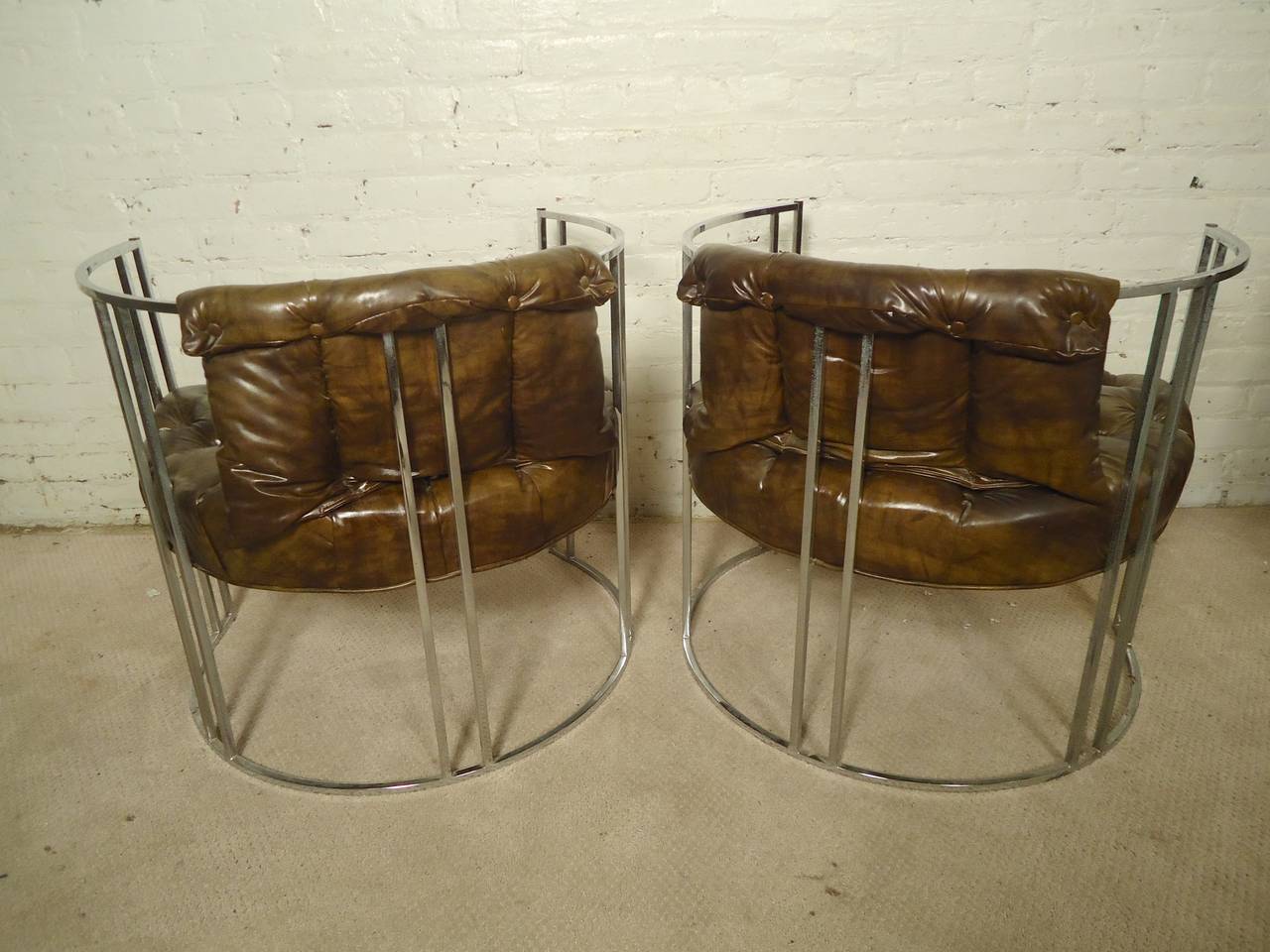 Rare Barrel Back Chrome Chairs In Good Condition In Brooklyn, NY