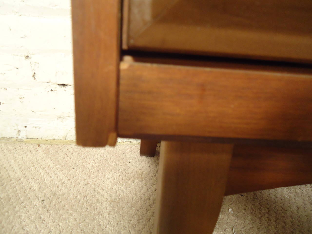 Single Mid-Century Nightstand For Sale 1