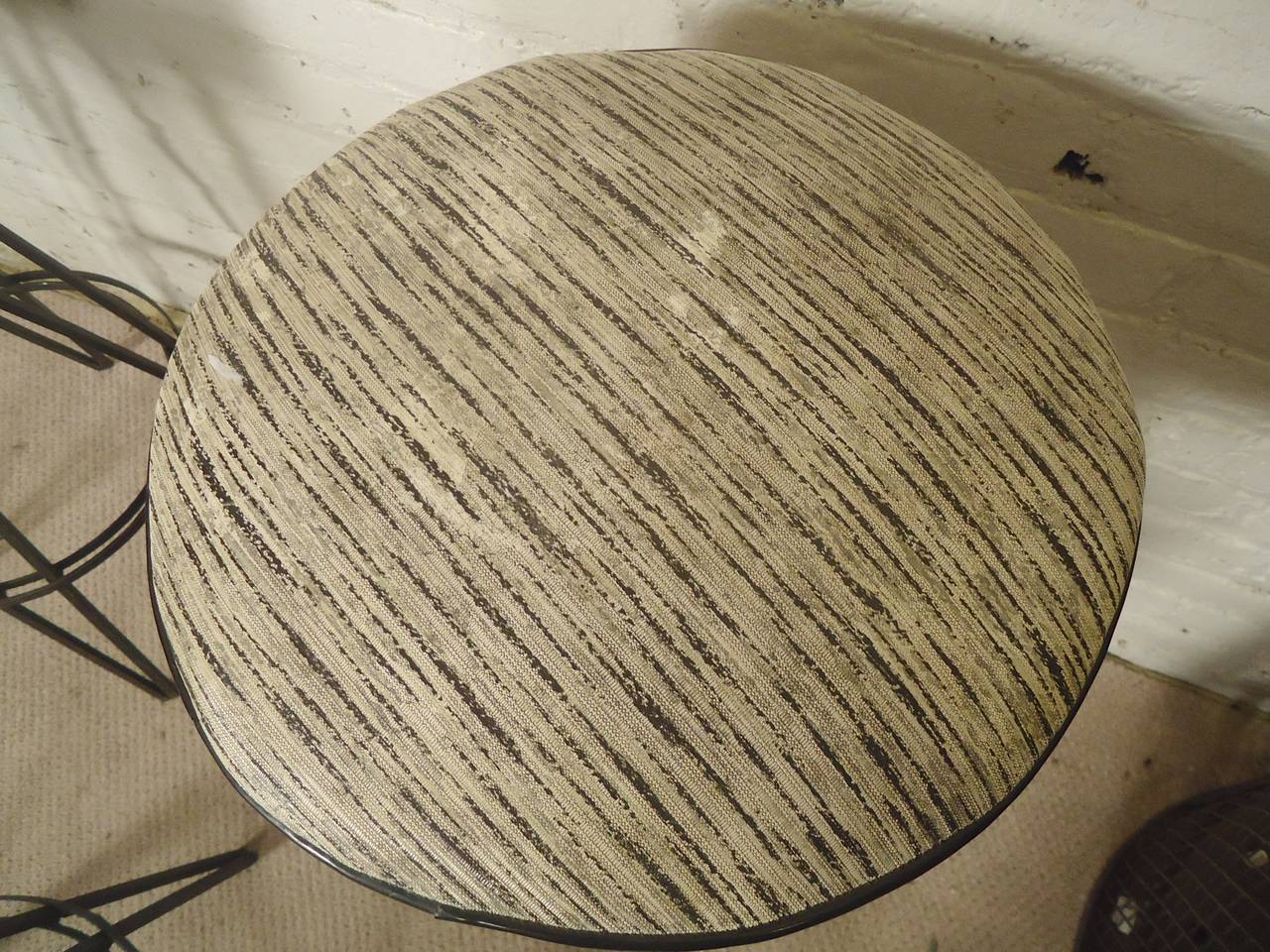 Atomic Style Iron Bar Stools 2