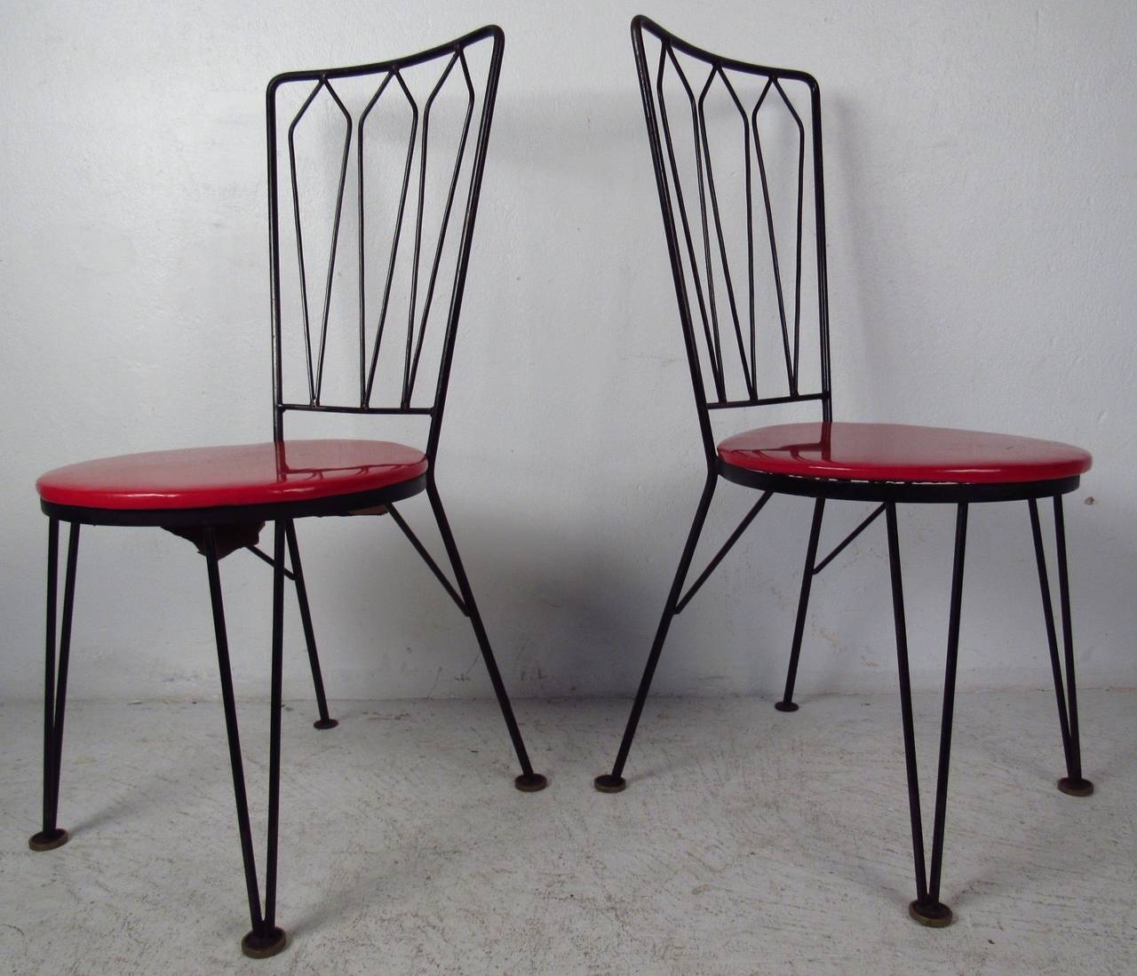 Américain Chaises de salle à manger en métal élégante et vintage, vers les années 1950 en vente