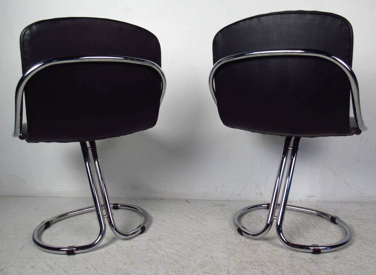 Modern Chrome and Vinyl Dining Chairs In Good Condition In Brooklyn, NY