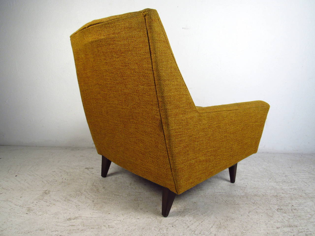 MidCentury Modern Upholstered Lounge Chair with Tufted Back For Sale