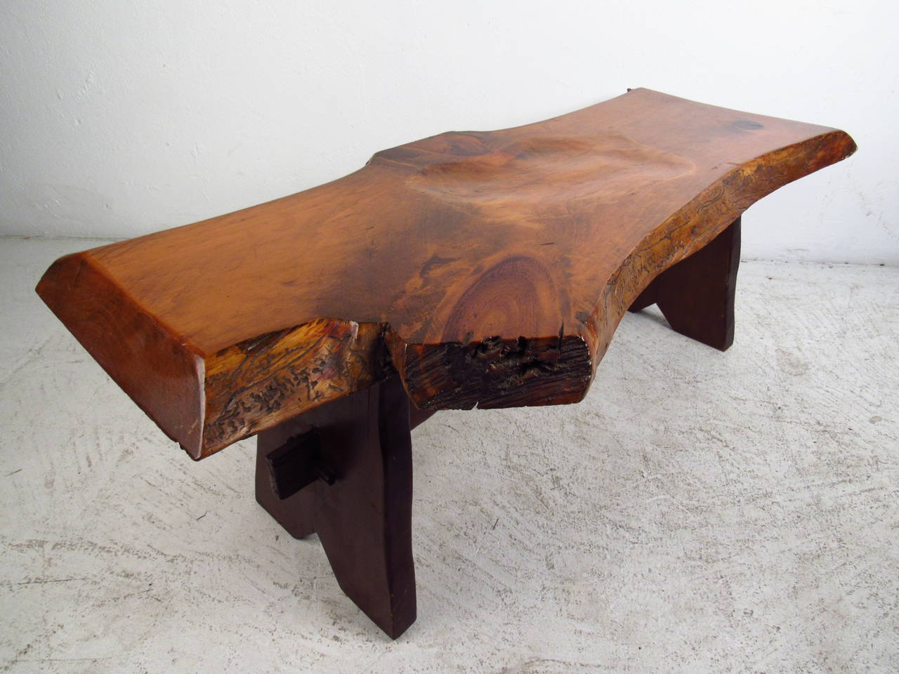 This live edge slab bench features a one of a kind top cut from a tree which offers a rustic accent to any home or office.

Please confirm item location (NY or NJ) with dealer. 