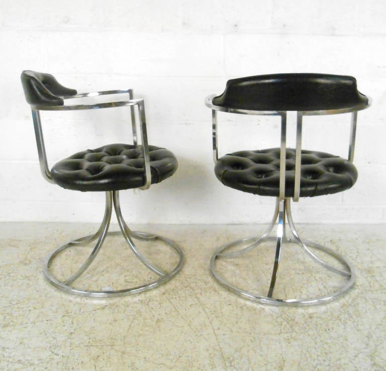 Late 20th Century Set of Mid-Century Chrome And Vinyl Swivel Dining Chairs