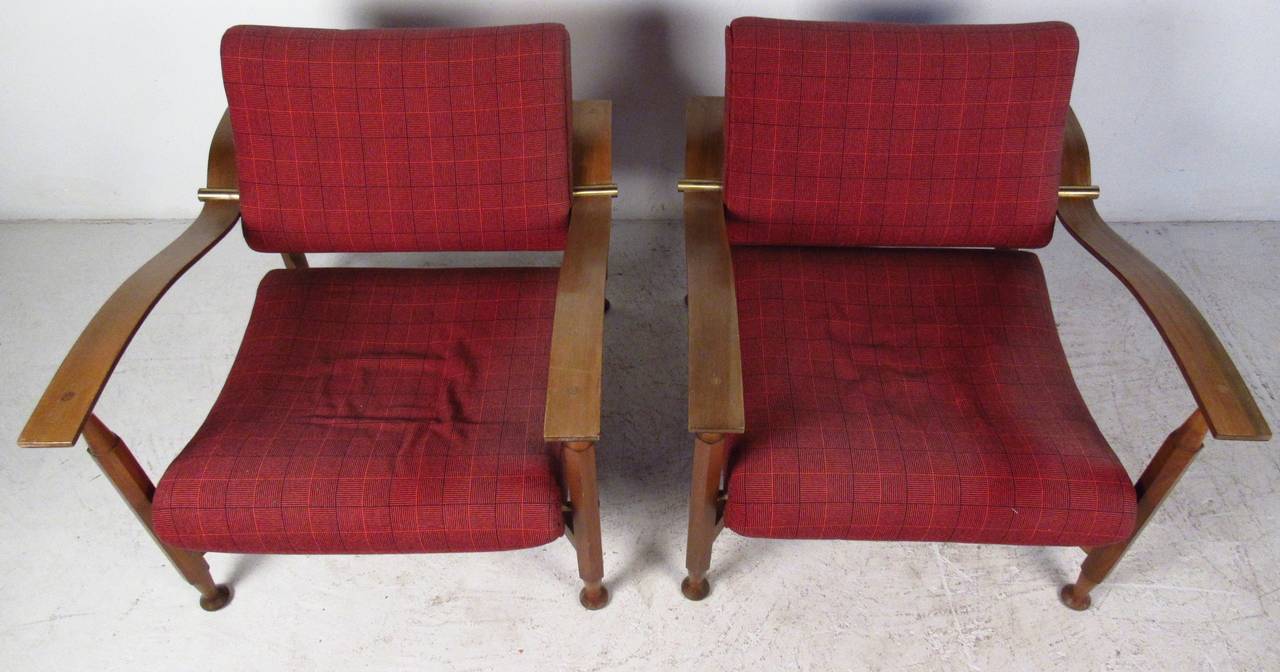 Mid-20th Century Pair of Sculpted Teak Midcentury Upholstered Lounge Chairs