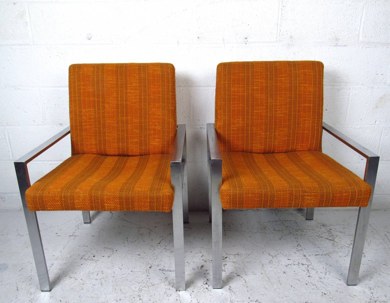 Metal Set of Six Mid-Century Modern Knoll Style Armchairs For Sale
