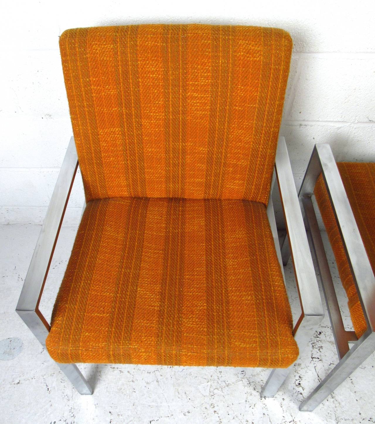 Set of Six Mid-Century Modern Knoll Style Armchairs For Sale 3