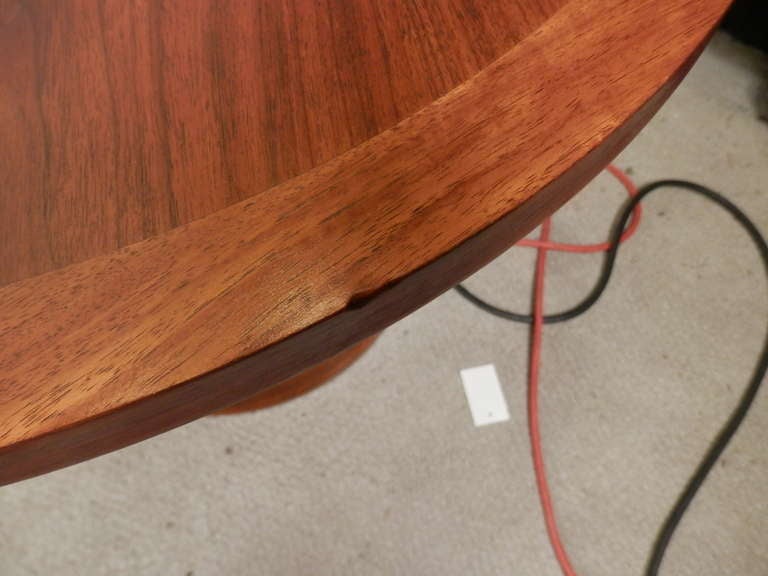 Round Side Table By Lane In Excellent Condition In Brooklyn, NY