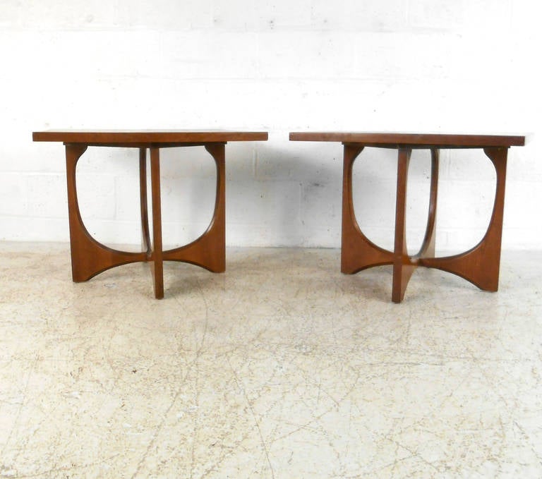 broyhill brasilia side table