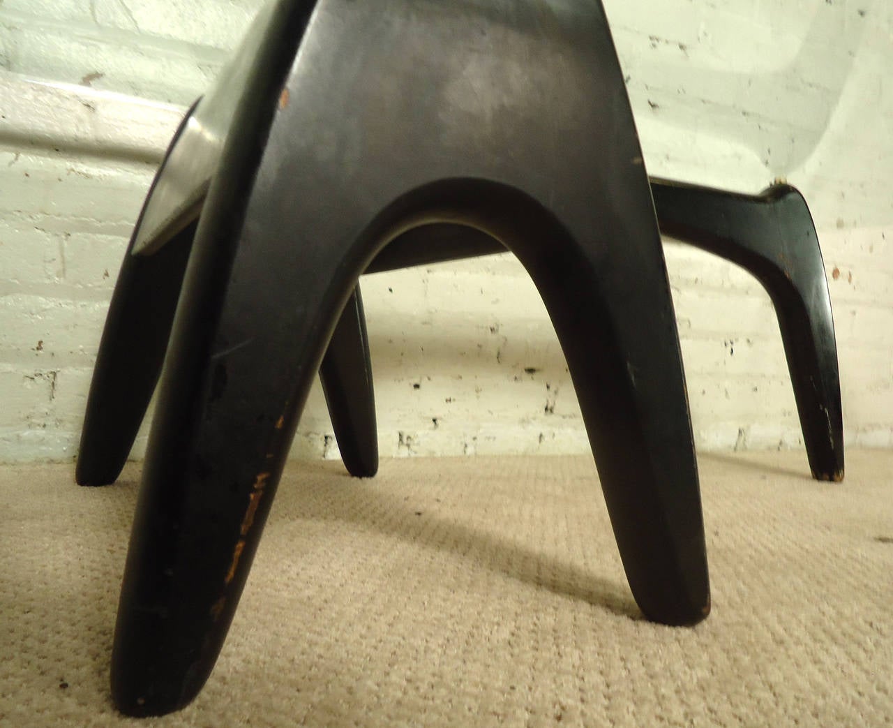 Couchtisch aus der Mitte des Jahrhunderts mit Glasplatte von Tonk Manufacturing Co. (Mitte des 20. Jahrhunderts) im Angebot