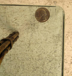 Table basse Hollywood Regency en finition dorée