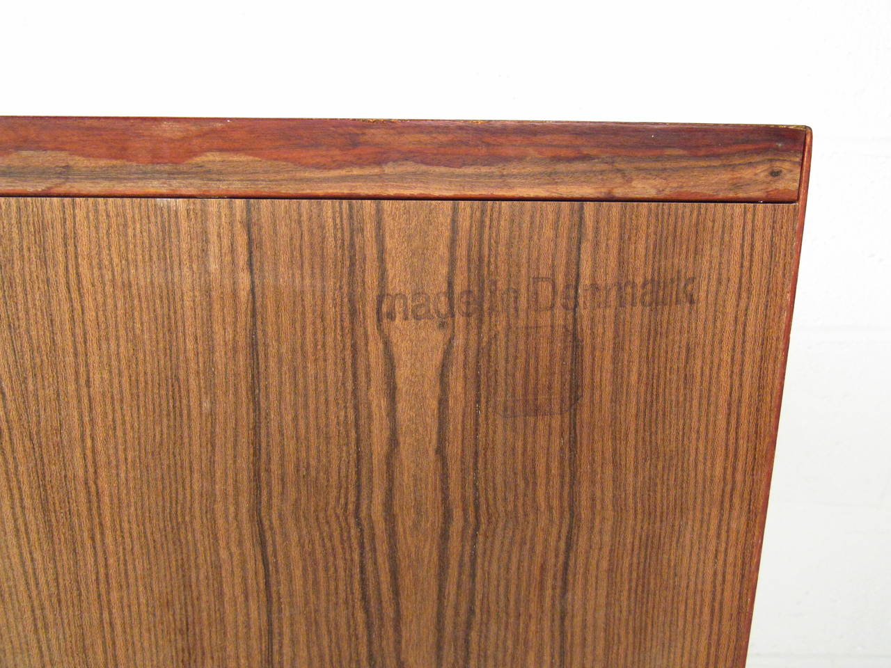 Pair of Mid-Century Tambour Rosewood Nightstands or Corner Cabinets 4