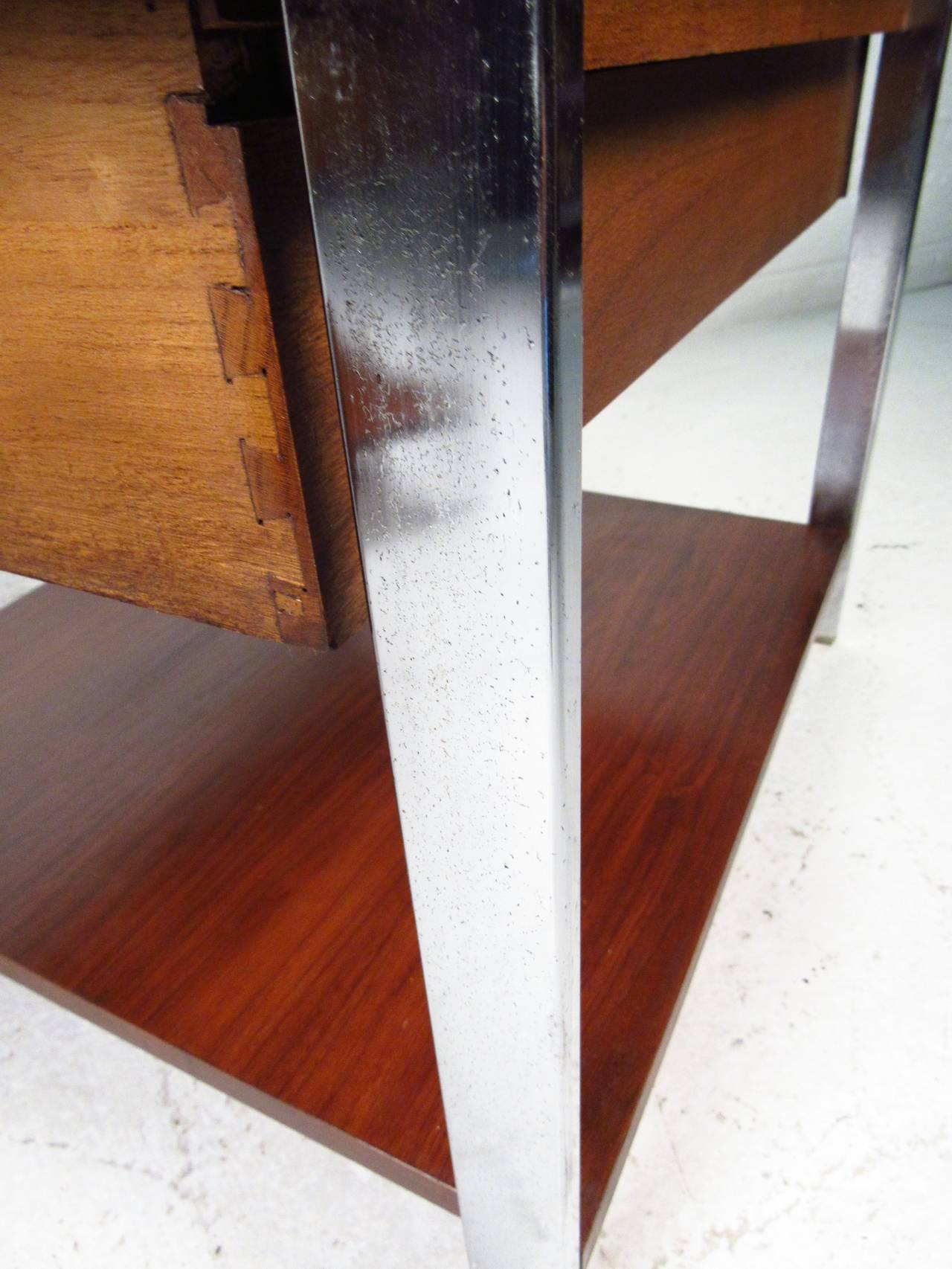 Mid-20th Century Mid-Century Modern End Tables by Lane Furniture For Sale