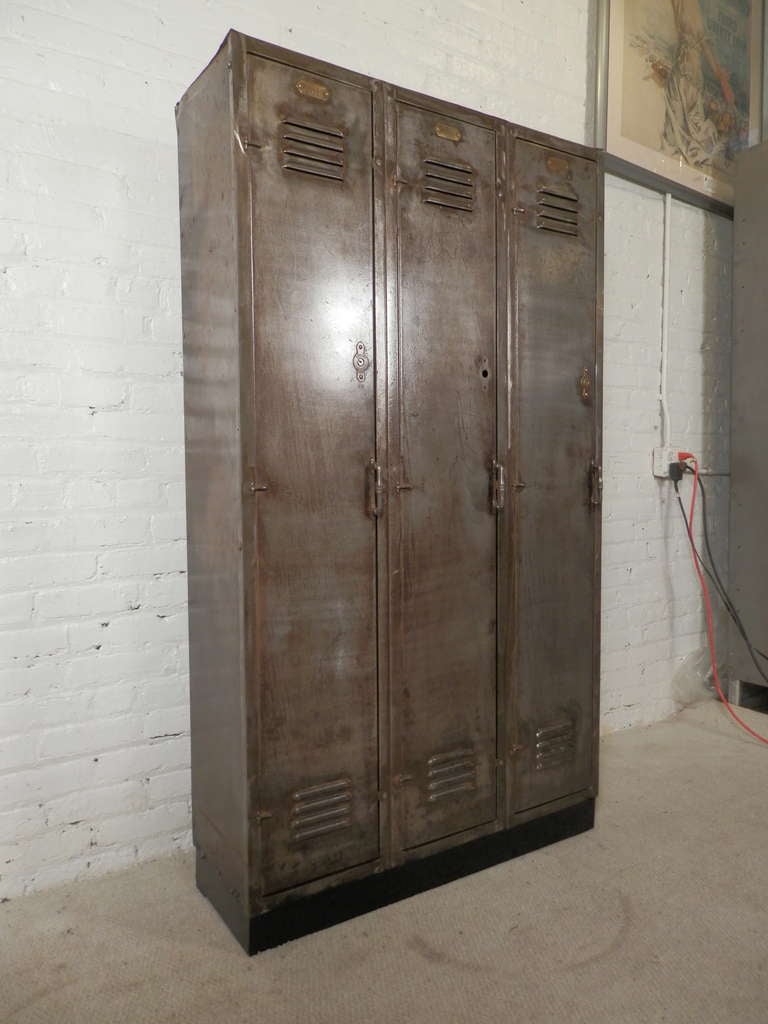 Large Three Locker Unit
