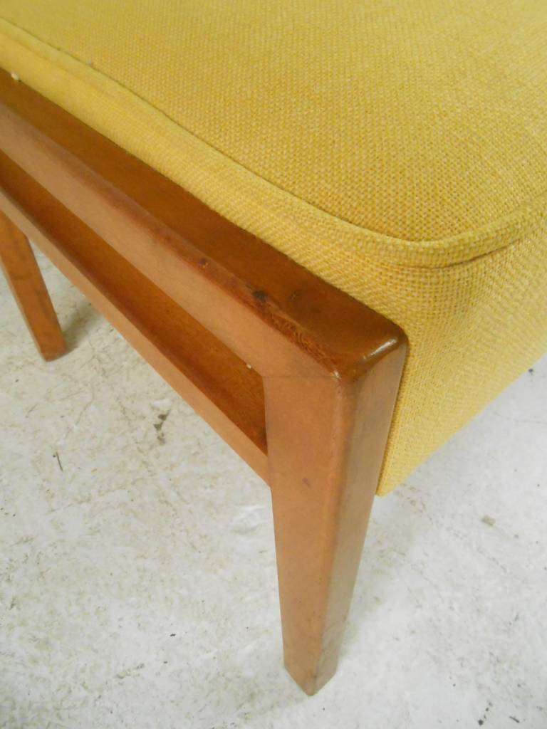 Mid-Century Modern Mid-Century Lounge Chair and Ottoman