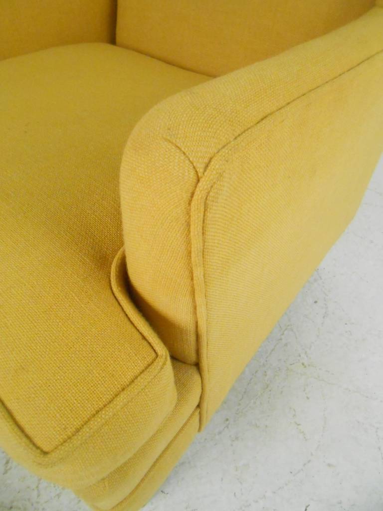 Mid-Century Lounge Chair and Ottoman In Good Condition In Brooklyn, NY