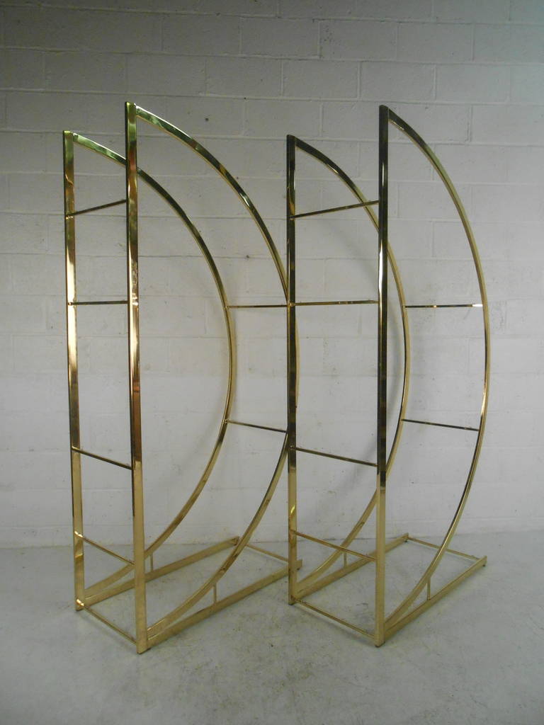 Mid-20th Century Impressive Milo Baughman Mid-Century Etagere
