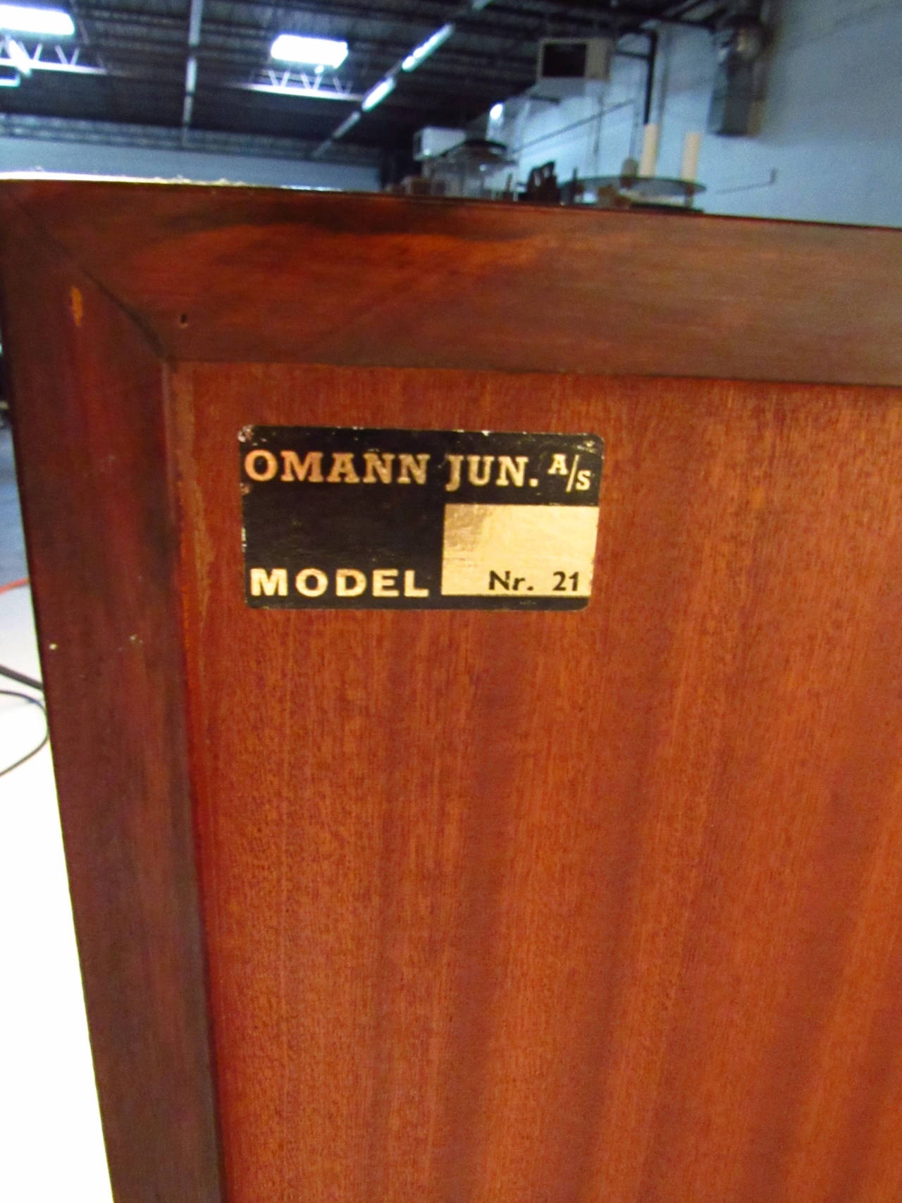 Long Mid-Century Rosewood Sideboard Model 21 by Omann Jun For Sale 4