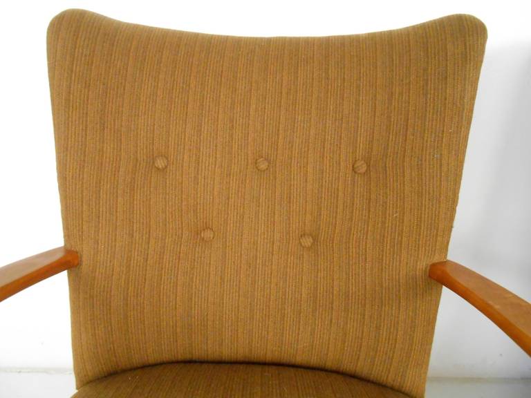 Fabric Pair of Vintage Italian Armchairs For Sale