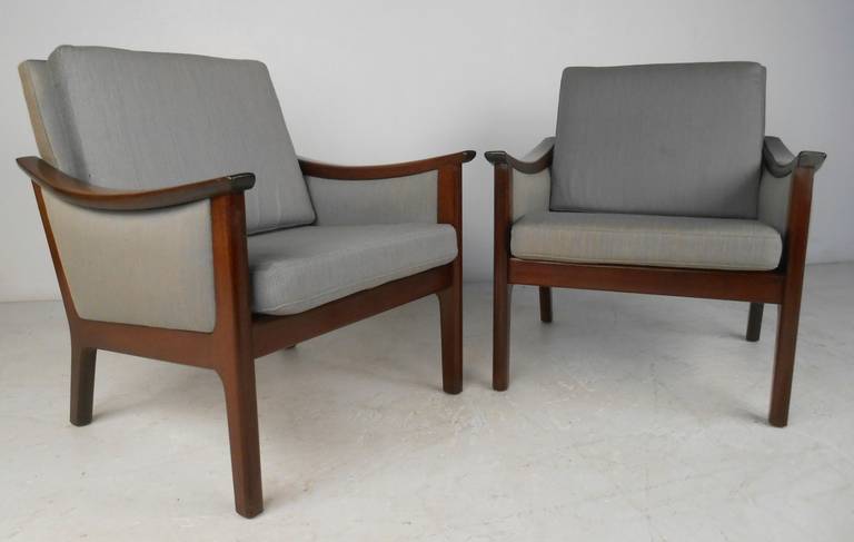 Late 20th Century Ole Wanscher Style Living Room Suite with Sofa and Chairs For Sale