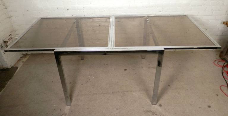 Elegant Mid-Century Expanding Dining Table by Design Institute of America 1