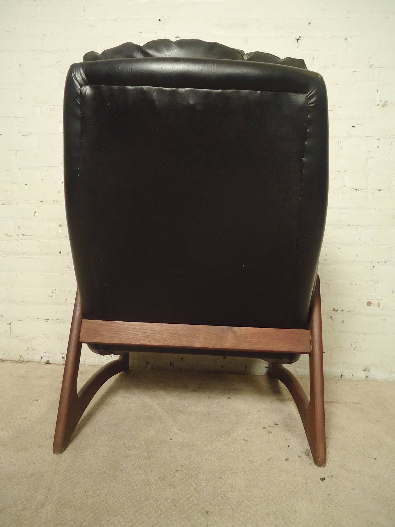 Fantastic Adrian Pearsall Armchair In Good Condition In Brooklyn, NY
