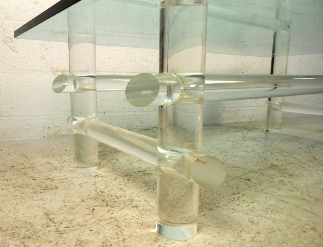 Late 20th Century Mid-Century Modern Lucite Coffee Coffee Table after Les Prismatiques