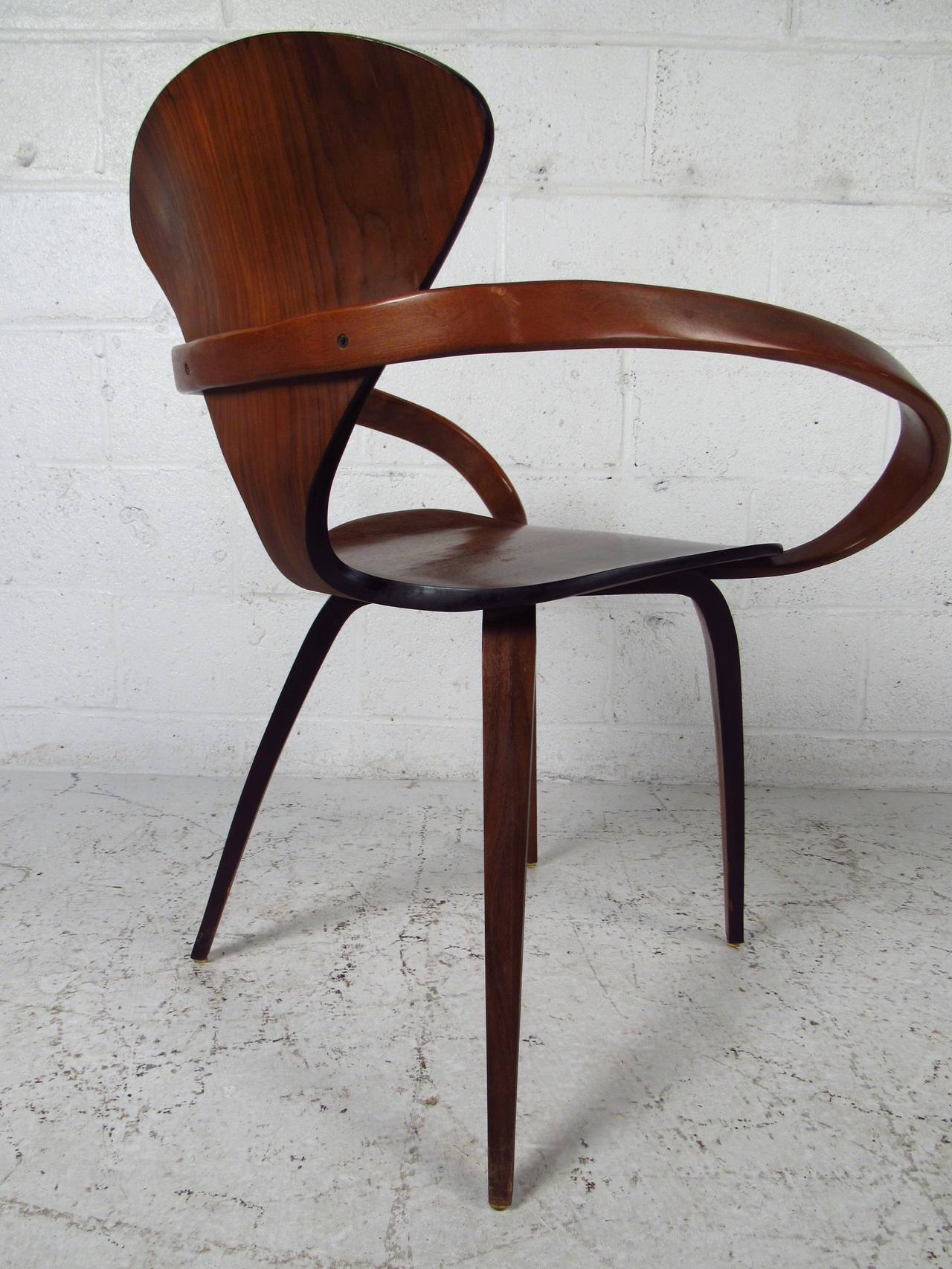 American Mid-Century Modern Norman Cherner for Plycraft Bentwood Pretzel Chair