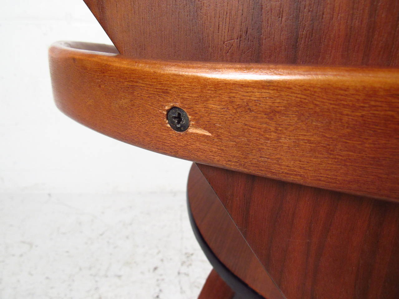 Mid-20th Century Mid-Century Modern Norman Cherner for Plycraft Bentwood Pretzel Chair