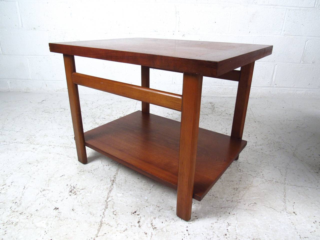 American Pair of Mid-Century Modern Walnut End Tables by Lane