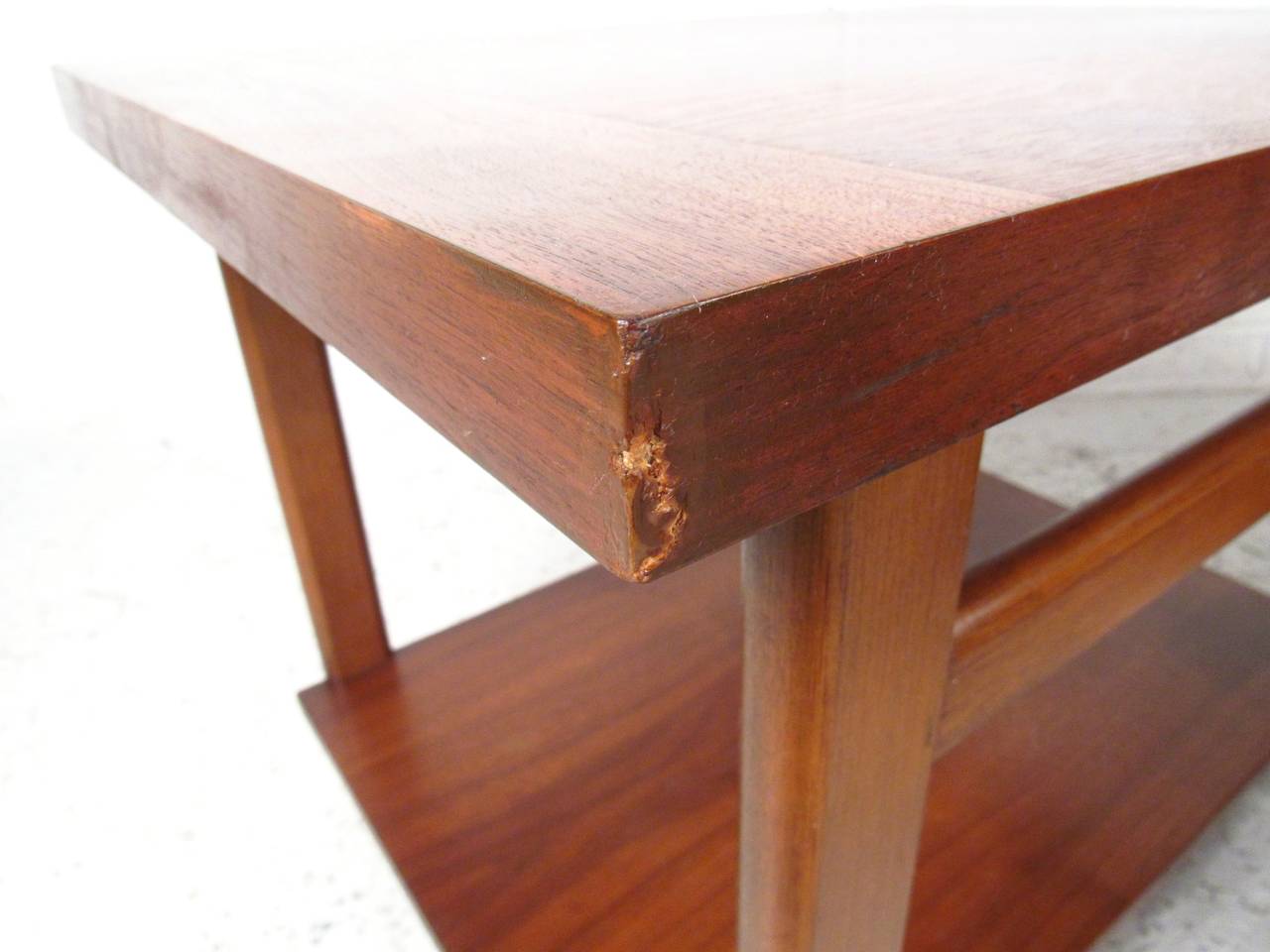 Pair of Mid-Century Modern Walnut End Tables by Lane 3