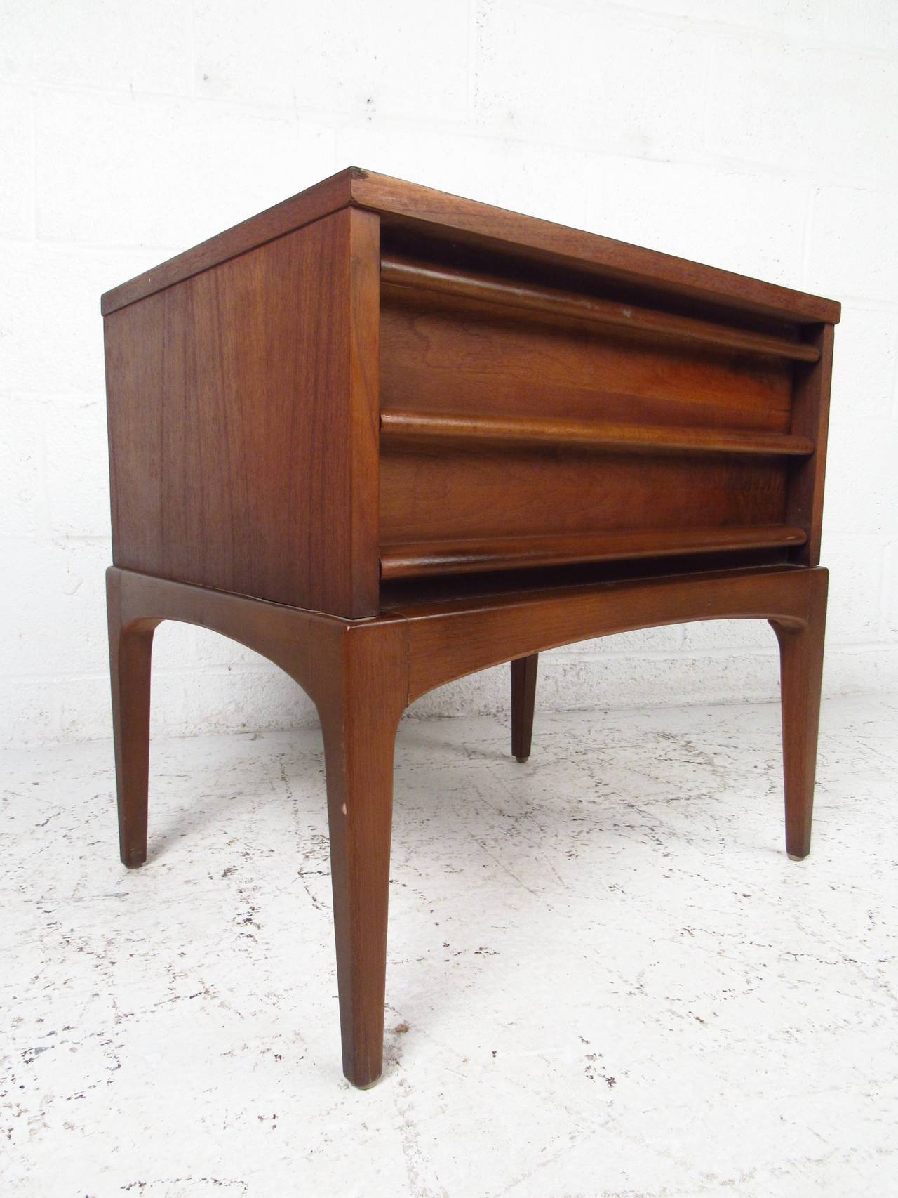 Pair of MidCentry Modern Curved Front Night Stands by Lane at 1stdibs