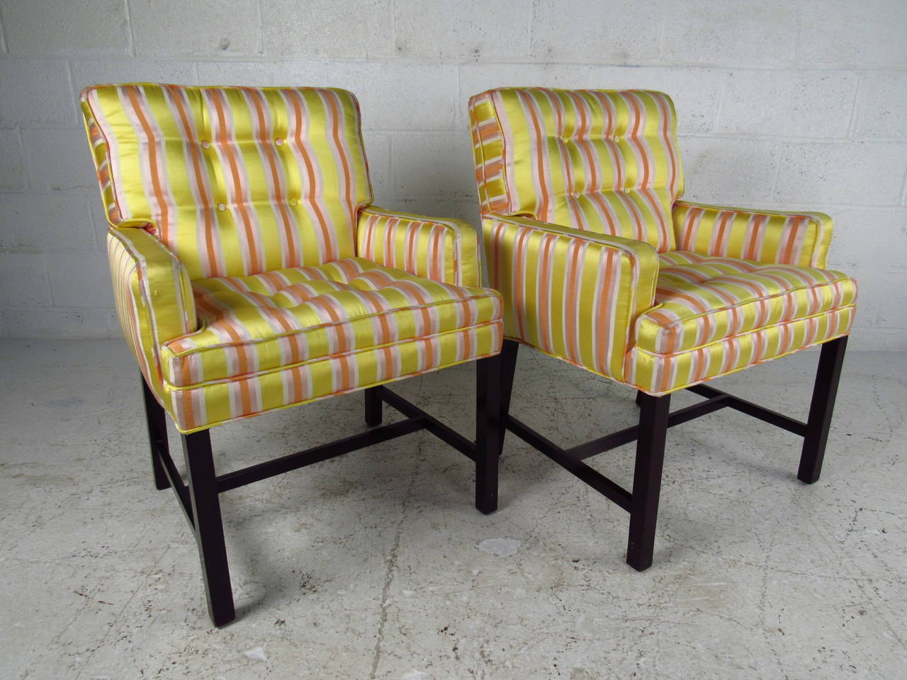 Mid-Century Modern Pair of Vintage Modern Side Chairs after Dunbar