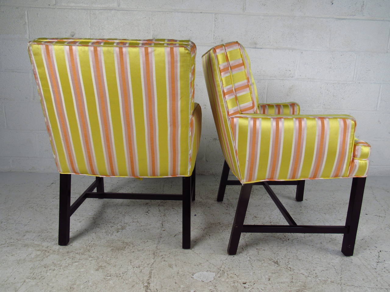 American Pair of Vintage Modern Side Chairs after Dunbar