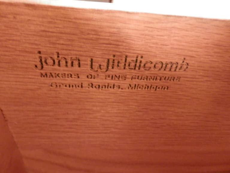 John Widdicomb Dresser In Good Condition In Brooklyn, NY