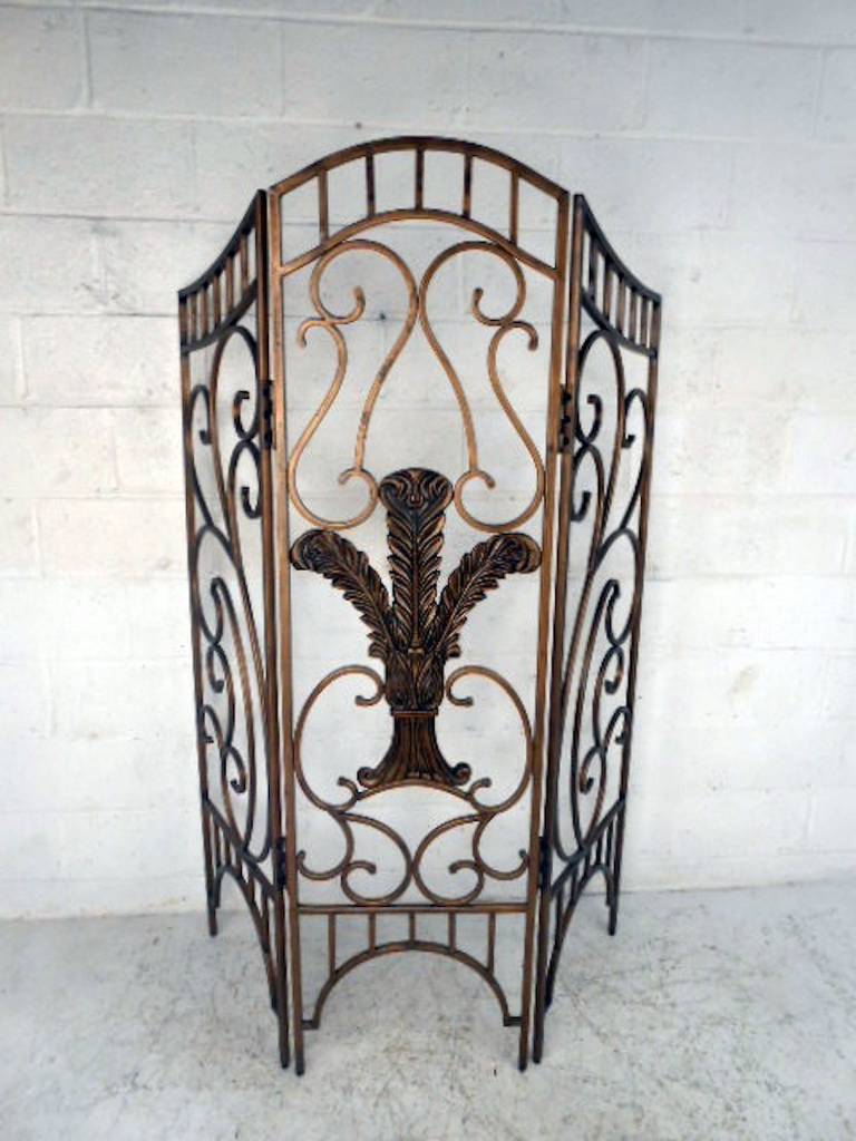 Beautiful Ornate Steel Decorator's Screen In Good Condition For Sale In Brooklyn, NY