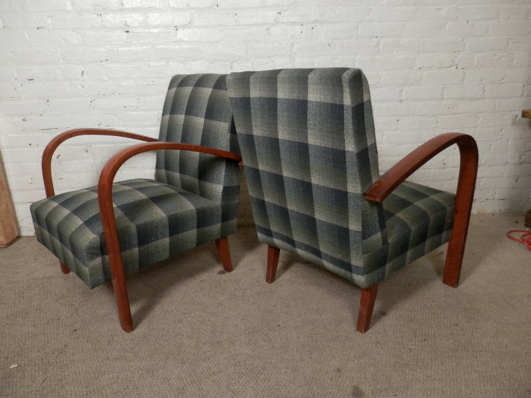 mid century curved chair