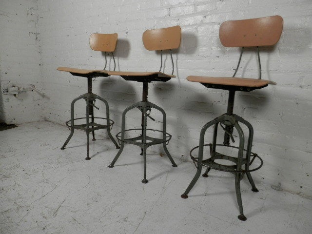 Machine Age Style Adjustable Drafting Stools By Toledo Co. In Excellent Condition In Brooklyn, NY