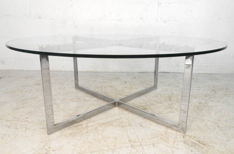 Mid-Century Modern Chrome And Glass Cocktail Table In Good Condition In Brooklyn, NY