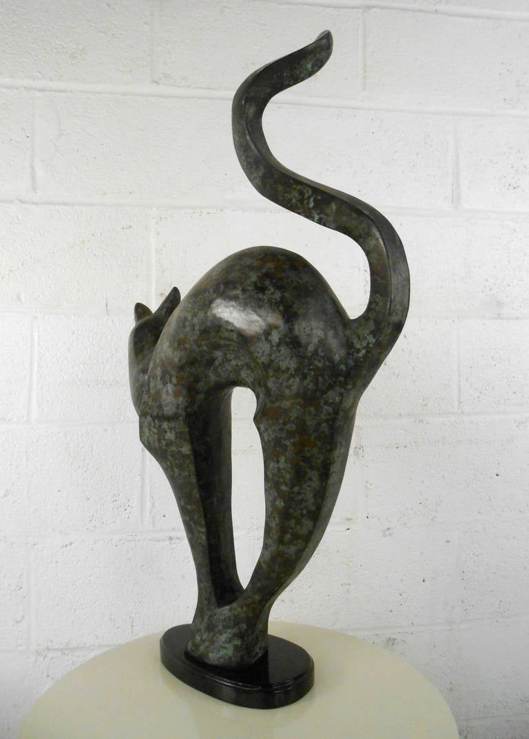 sculpture cat