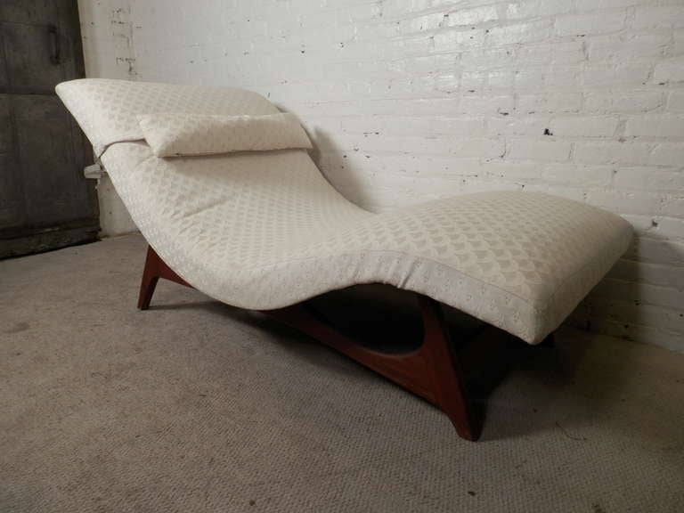Mid-Century Modern Adrian Pearsall Style Chaise Lounge